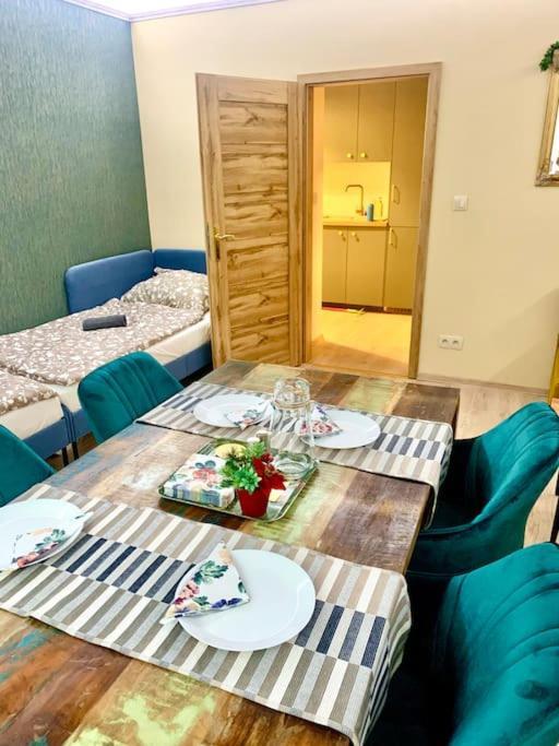 Brand New, Design Apartment Jojo, Oldtown, Balcony Bratislava Exterior photo