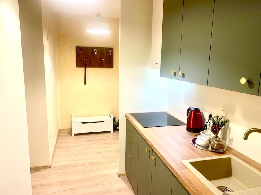 Brand New, Design Apartment Jojo, Oldtown, Balcony Bratislava Exterior photo